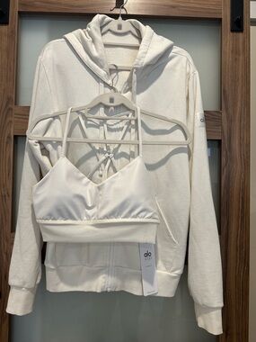 BUNDLE ALO Yoga Off-White Zip Hoodie with Strappy NWT Bralette